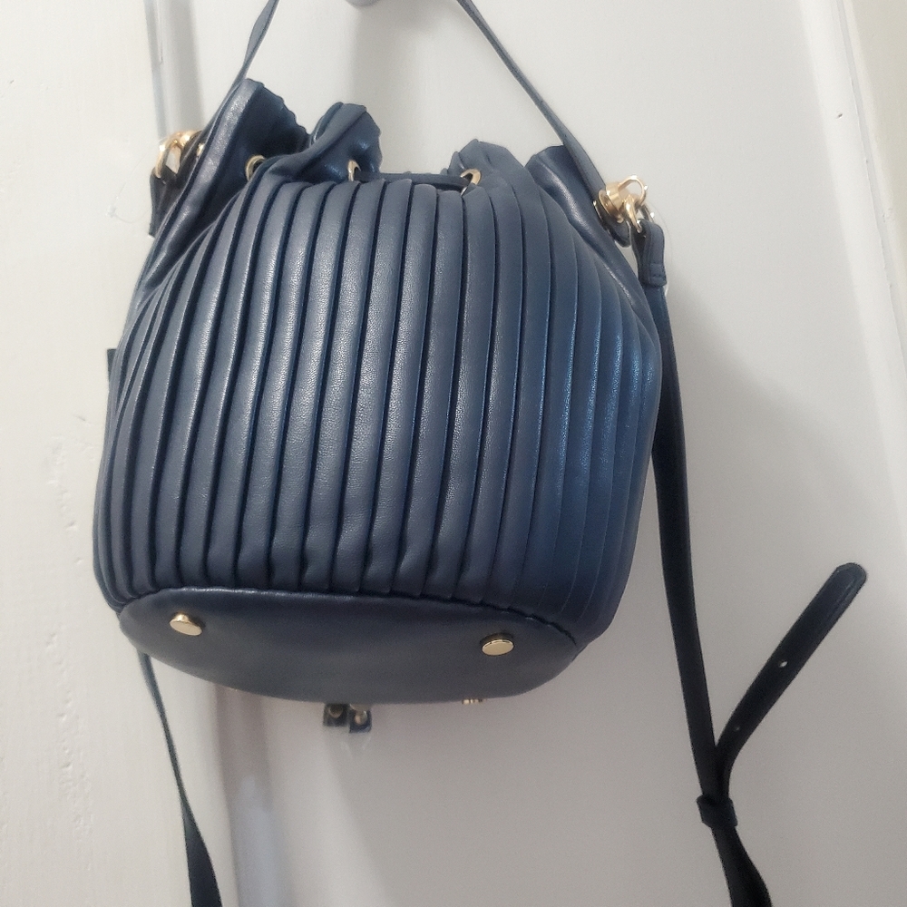 Alfani Phoebie Pleated Bucket Bag, navy - Picture 3 of 7